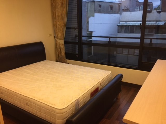 Huangxi St. 2LDK+Den